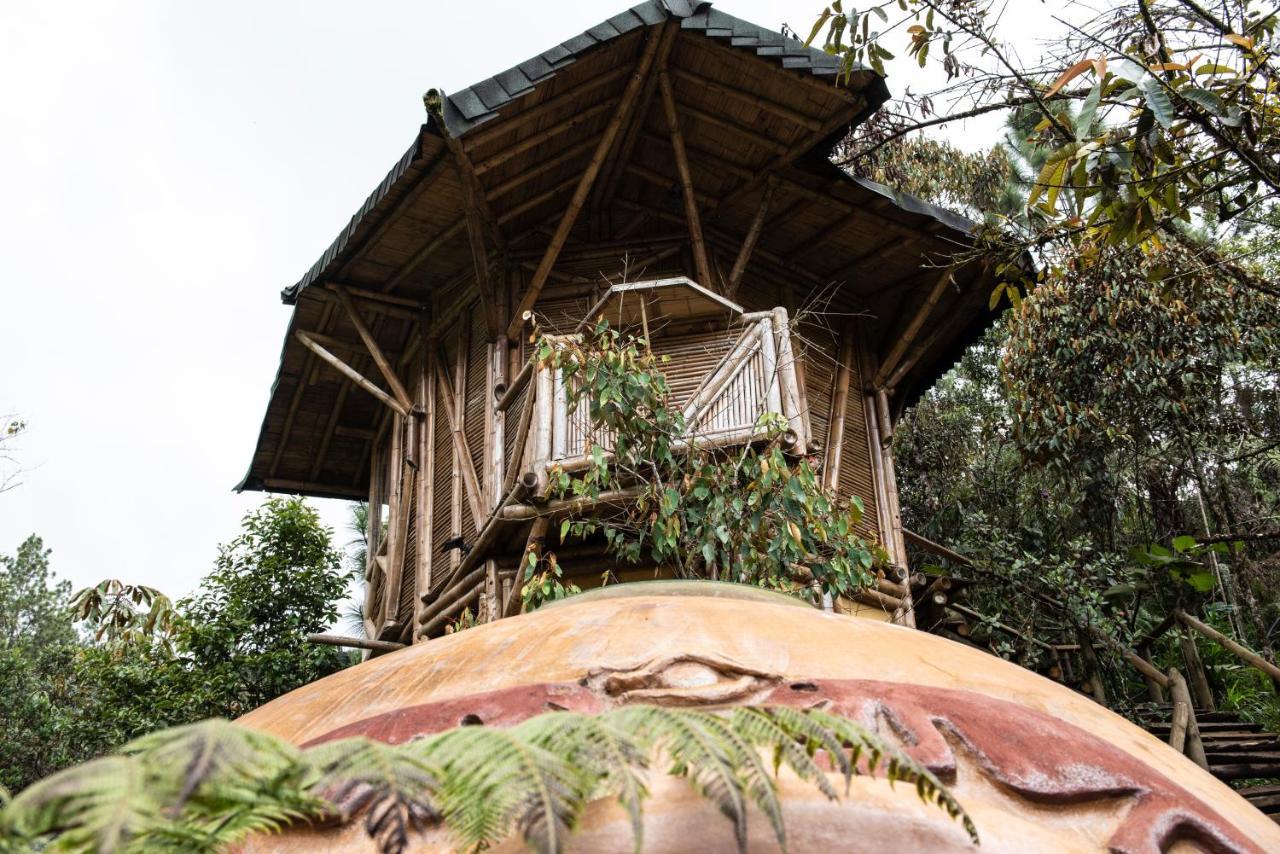 Hotel Guatape Adrianas Bambu Exterior photo