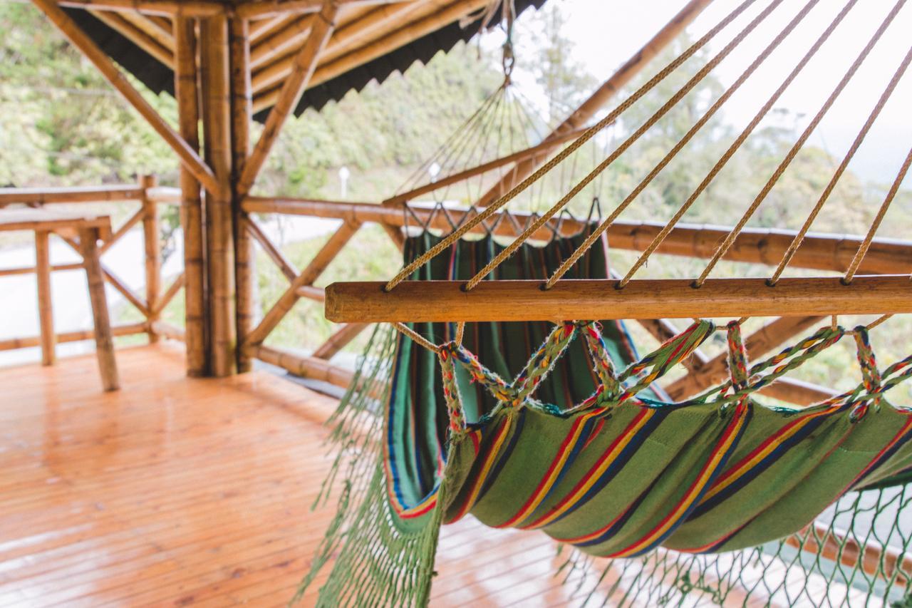 Hotel Guatape Adrianas Bambu Exterior photo