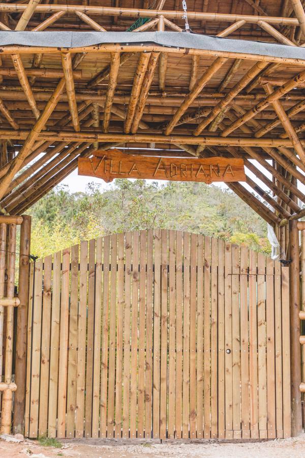 Hotel Guatape Adrianas Bambu Exterior photo